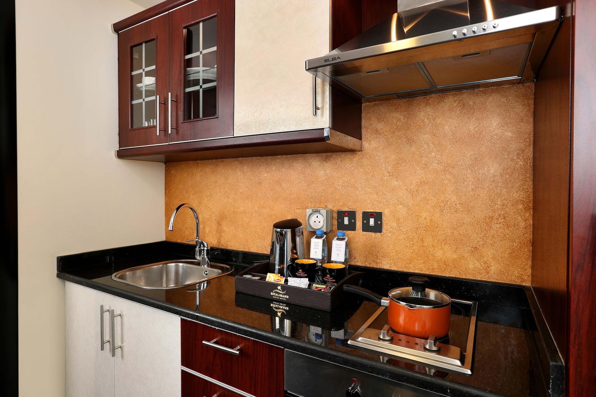 Royal Grand Suite Hotel Sharjah Luaran gambar