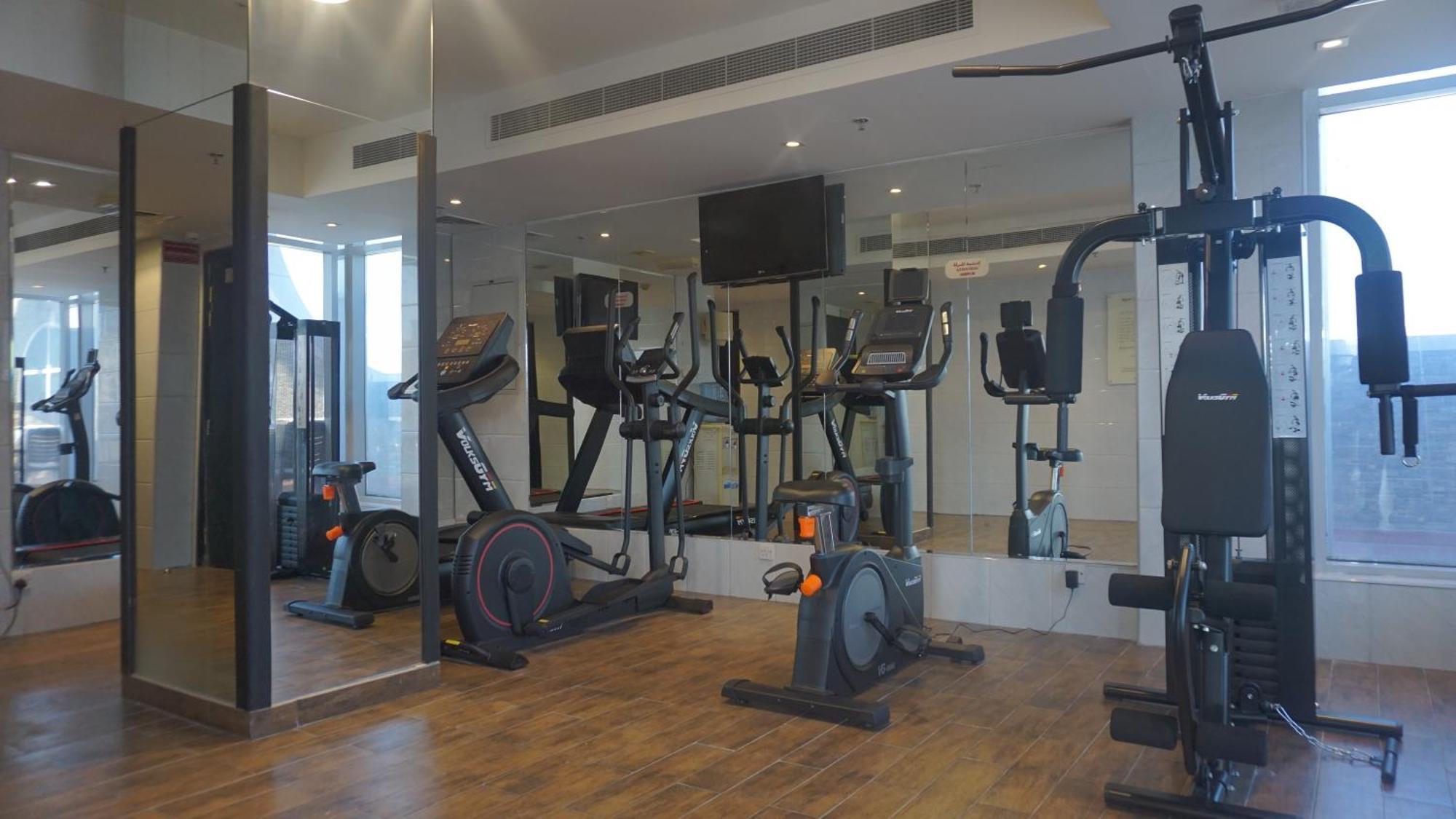 Royal Grand Suite Hotel Sharjah Luaran gambar