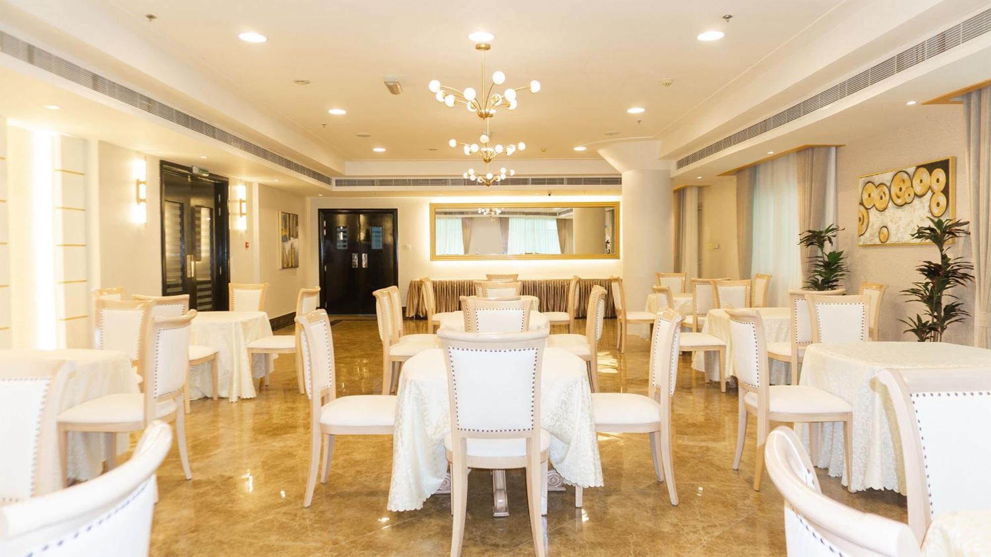 Royal Grand Suite Hotel Sharjah Luaran gambar