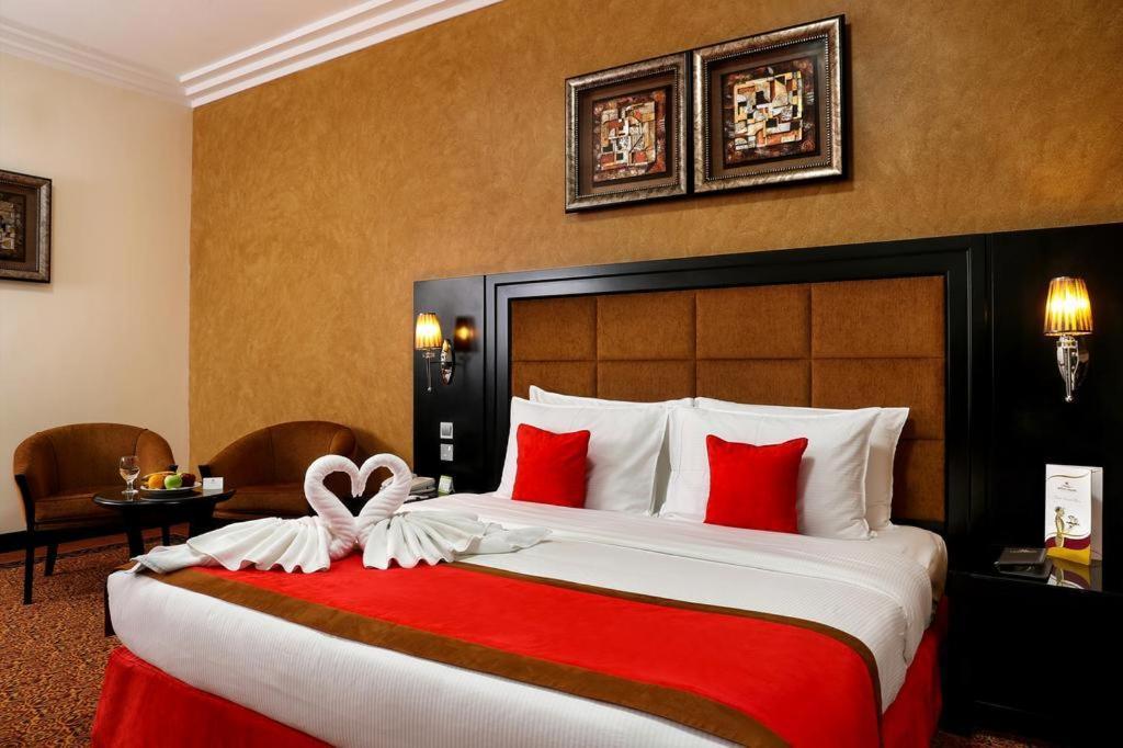 Royal Grand Suite Hotel Sharjah Luaran gambar