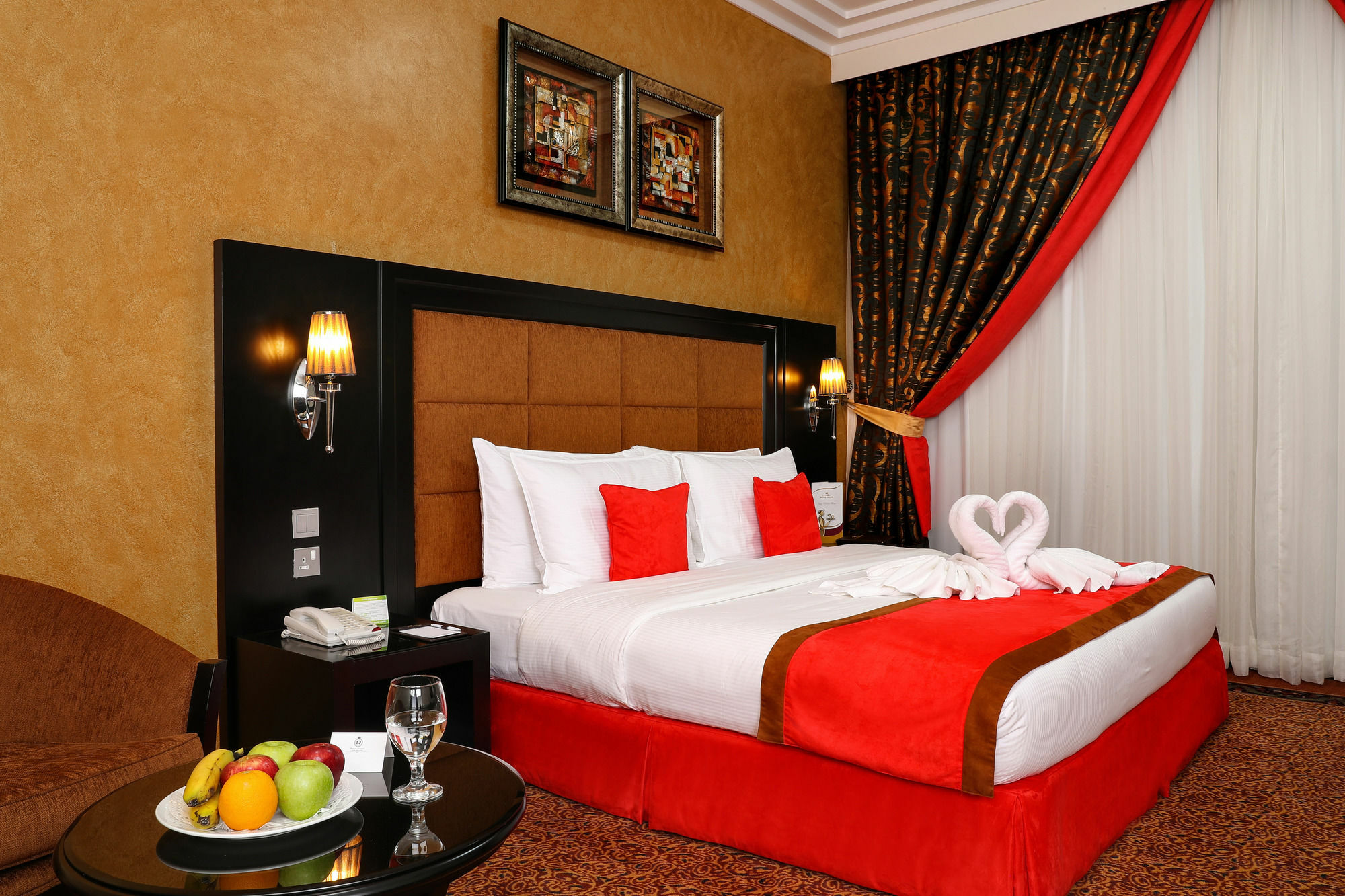 Royal Grand Suite Hotel Sharjah Luaran gambar