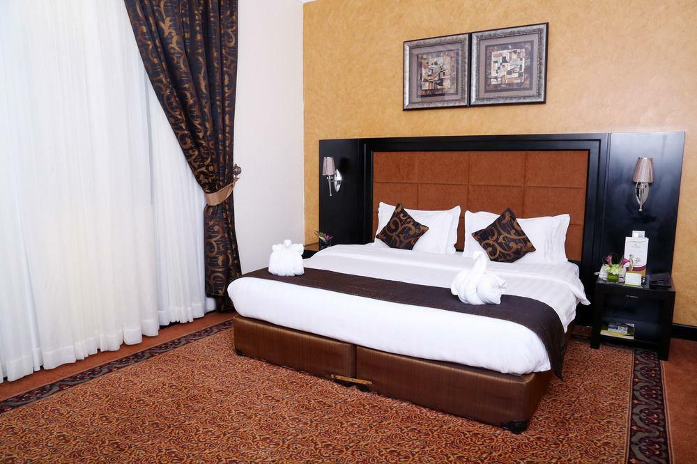 Royal Grand Suite Hotel Sharjah Luaran gambar